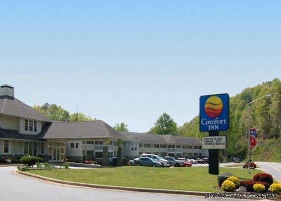Rodeway Inn & Suites Cherokee On The River Exterior photo